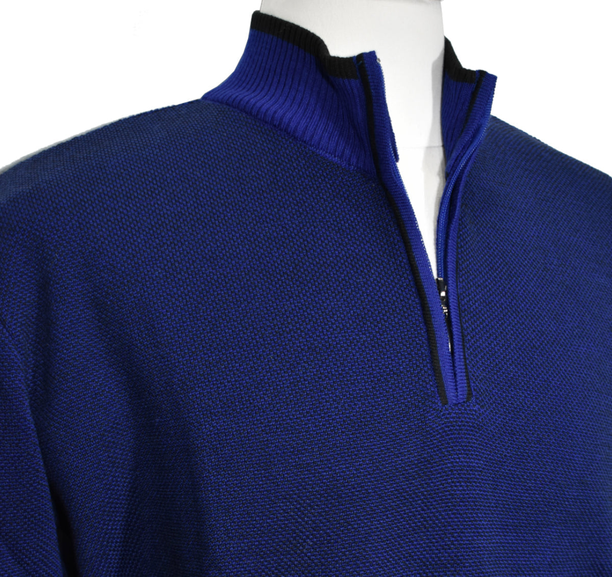 Marcello Quarter Zip  Stay warm and comfortable with the modern style of the 562 Marcello Exclusive Quarter Zip. Crafted with fine two-color yarns knitted together and contrast stitch work, it makes the perfect addition to any wardrobe. Italian merino wool blend ensures a classic style, making it ideal for dress or casual occasions.