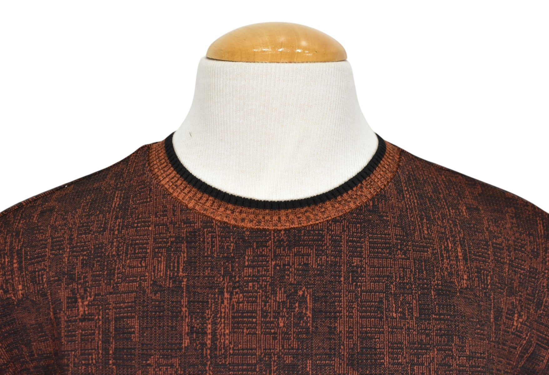 Elevate your Fall wardrobe with our Marcello Fire Island Pullover Sweater.