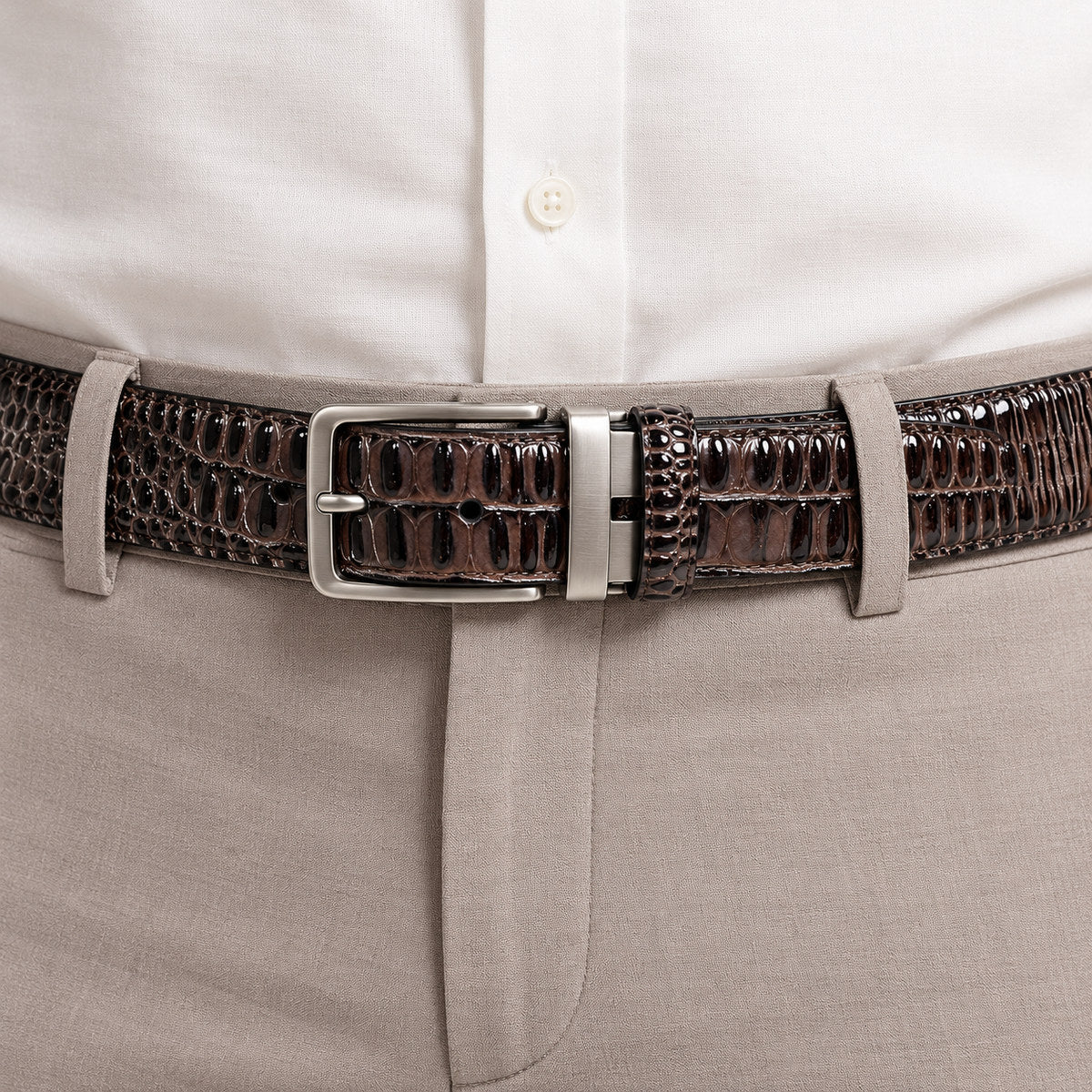 Outstanding horn back crocodile, stamped leather. An excellent choice for jeans, casual pants or even when dressed but need a little attitude. Fashion horn back crocodile, stamped leather men's belt with brushed nickel buckle by Marcello Sport. Width: 40 mm or approximately 1 1/2 inches, sizes 30-44. Raised horn back style croc with excellent coloration. Satin nickel finished buckle. Premium leather. Sizes 30 - 44.