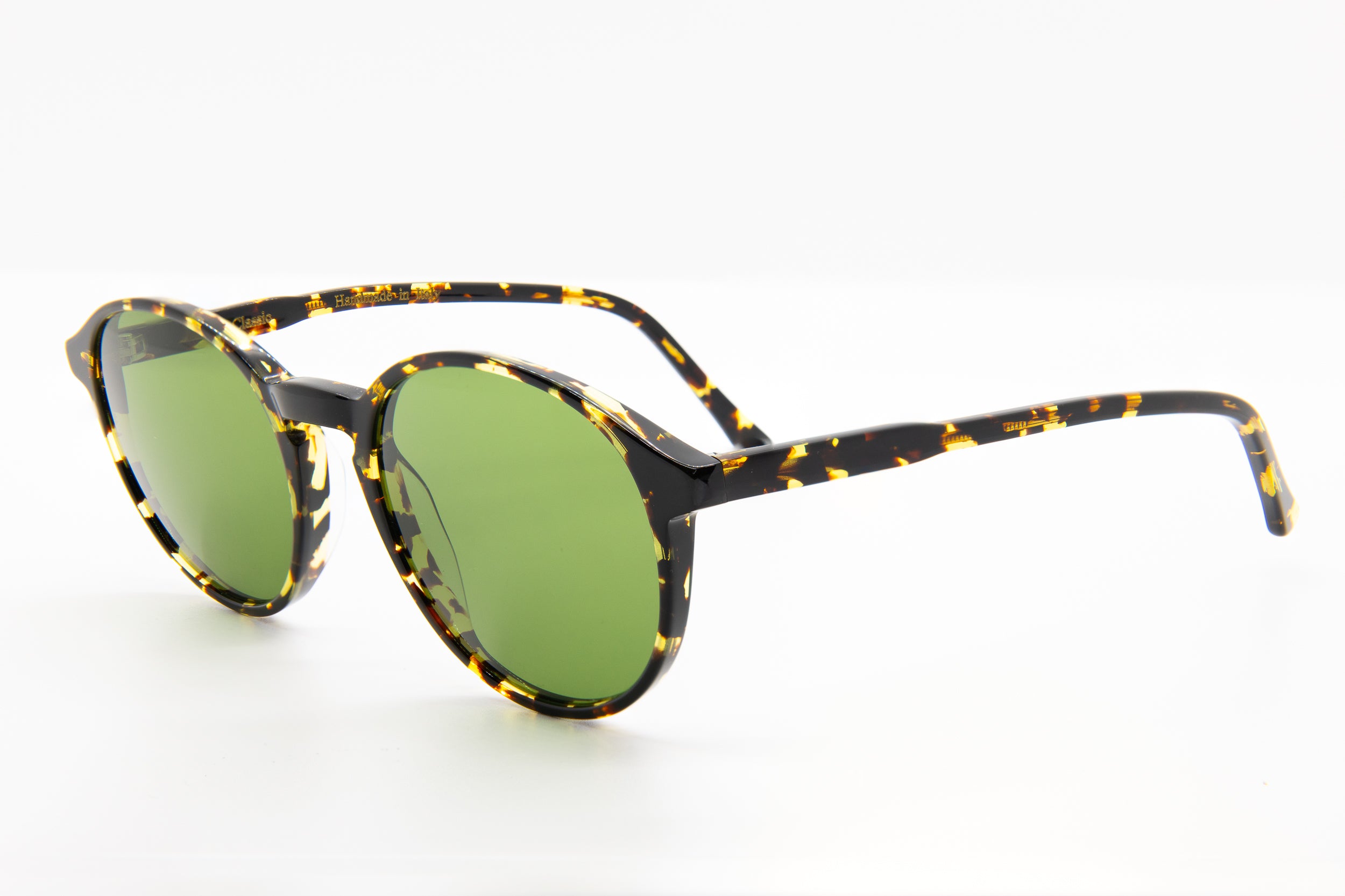Designed with clean aesthetics and vintage tortoise shell charm, Italian sunglasses offered by Marcello.