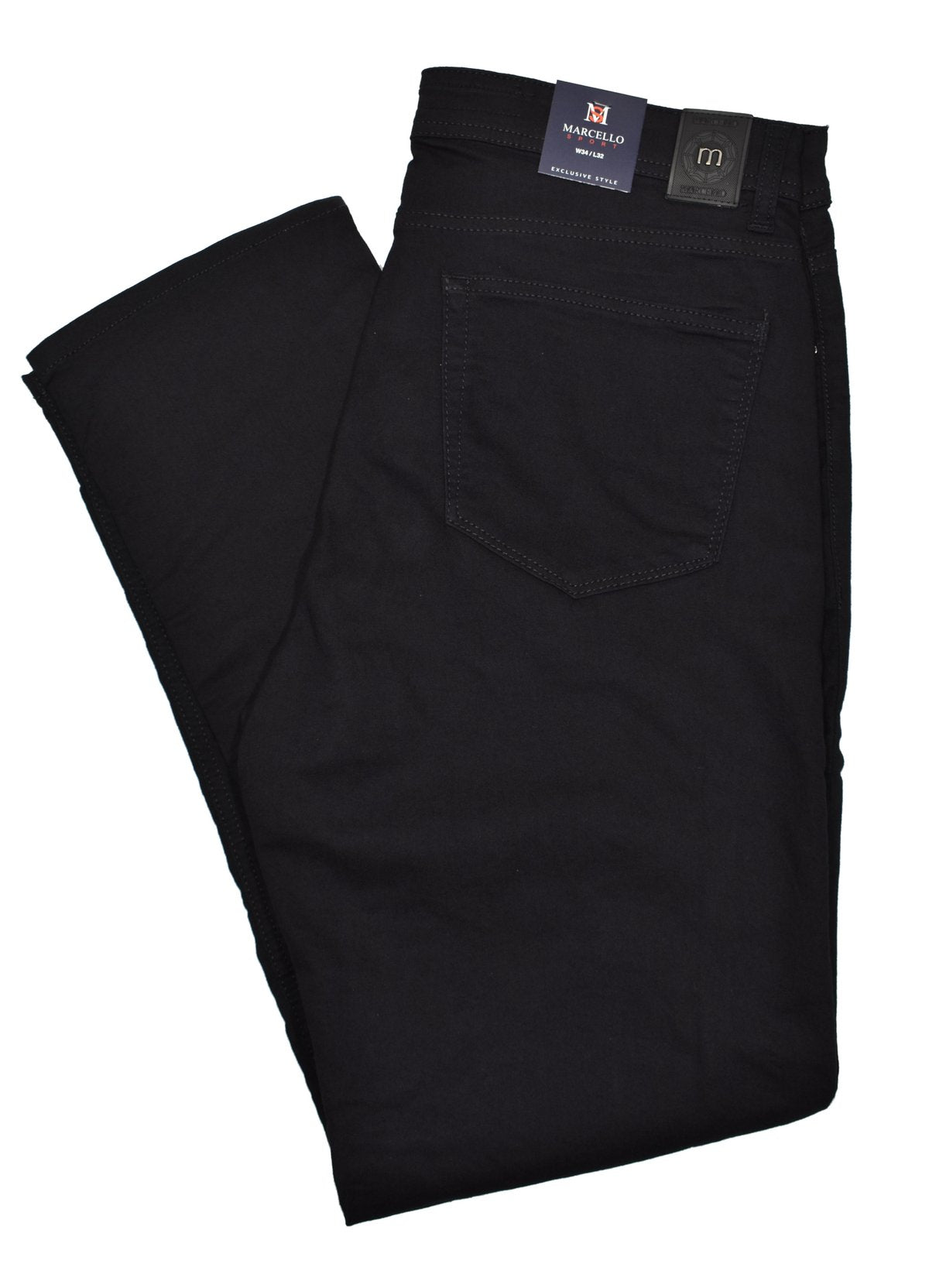 Stay comfortable and stylish with the LP10 Marcello Feather Weight Stretch Jeans. The lightweight design combined with stretch fabric makes them ideal for natural movements. The medium rise and classic fit are updated with a tapered leg, perfect for contemporary looks. Choose from Black, Denim and Navy, in sizes 30-35 (32 length) or 36-44 (33 length).