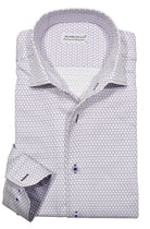 Upgrade your wardrobe with the W030R Lilac Montana Roll Collar. Crafted from extra fine cotton with a luxurious silk-like finish, this shirt is a dream to wear. The Marcello exclusive one-piece roll collar stands elegantly, while the custom matched buttons and trim fabric add a touch of sophistication.