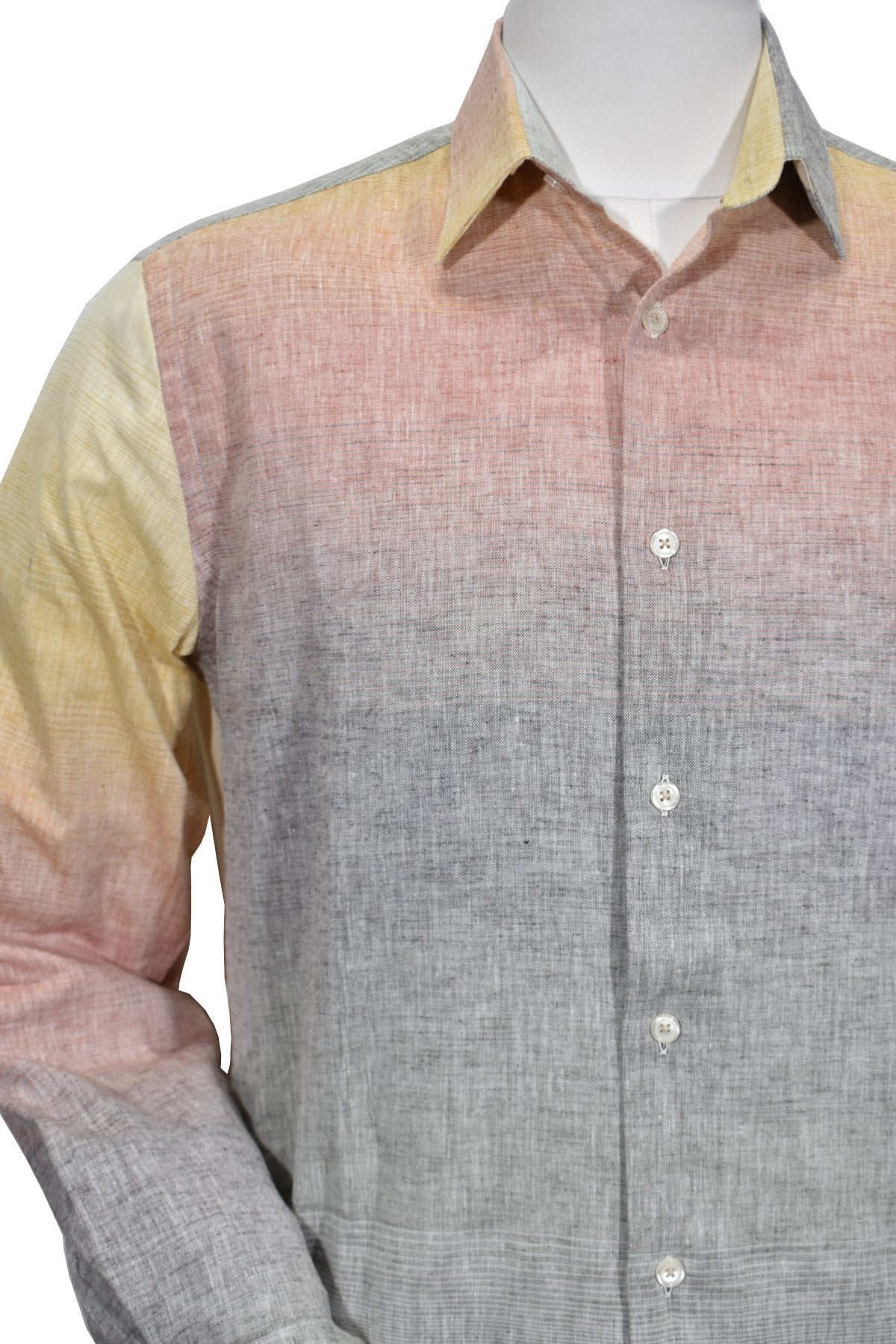 This light Coral linen shirt is the perfect way to add a unique touch to any wardrobe! Its hombre effect mixes cool colors that you can easily style with any outfit. Keep cool and look great in ZA11064 Coral Linen Shade! by Marcello Sport.