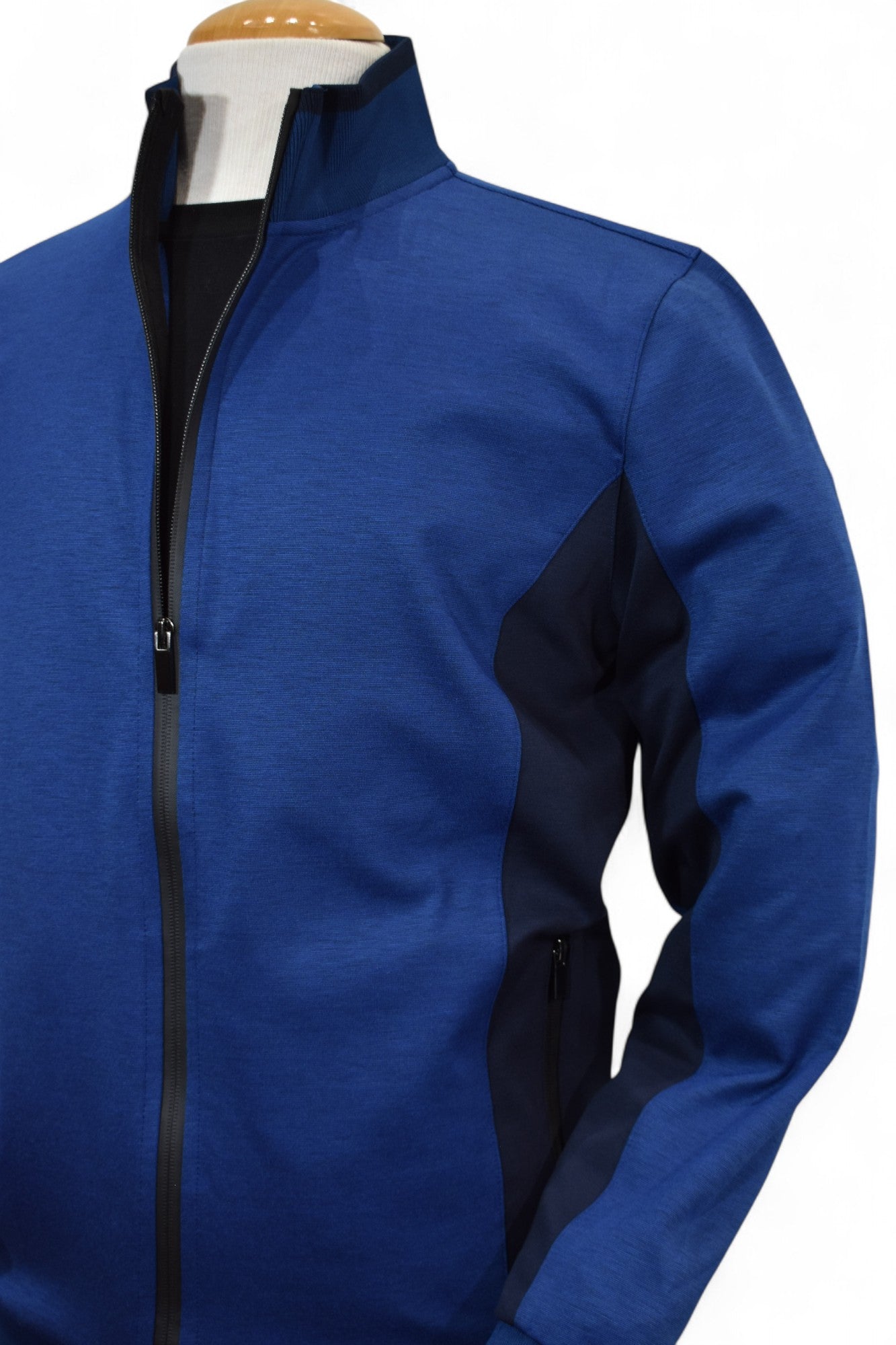 Experience unmatched comfort and style with the Marcello Royal Azura Leisure Set