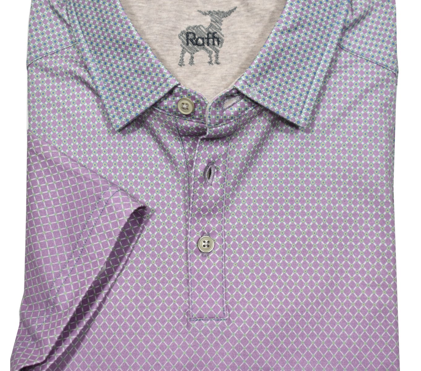 The Raffi Shade Polo offers a unique blend of comfort and style. By Marcello Sport.