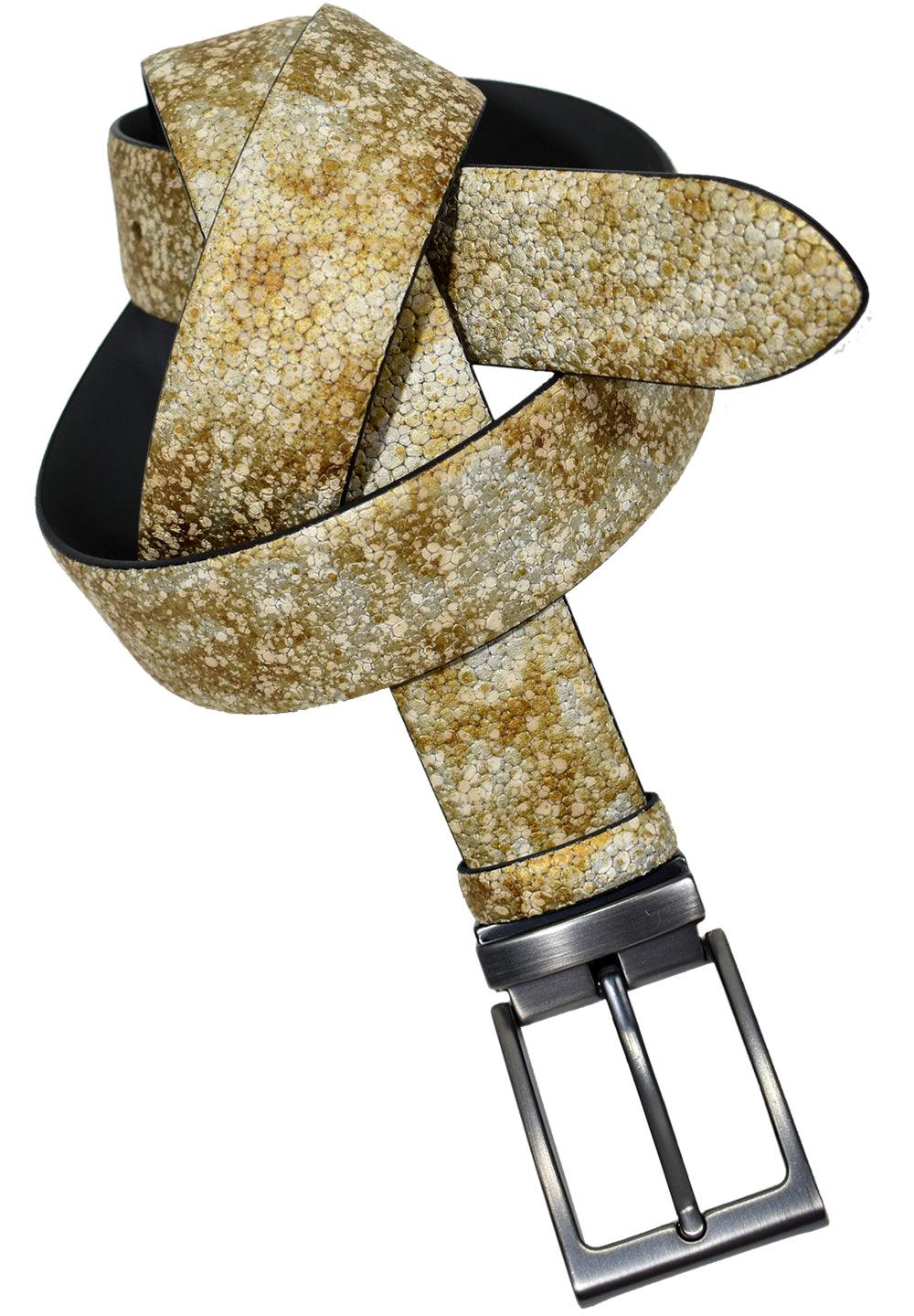 Looking for a unique, accent pattern to pair with any shade of jeans?  Look no further, this is a great fashion look without being too bold. Unica Milano design team for Marcello Sport.  Genuine leather strap. Standard belt width. Stamped and shaded in a fine pebble pattern. Brushed nickel buckle. Sizes 32-44.