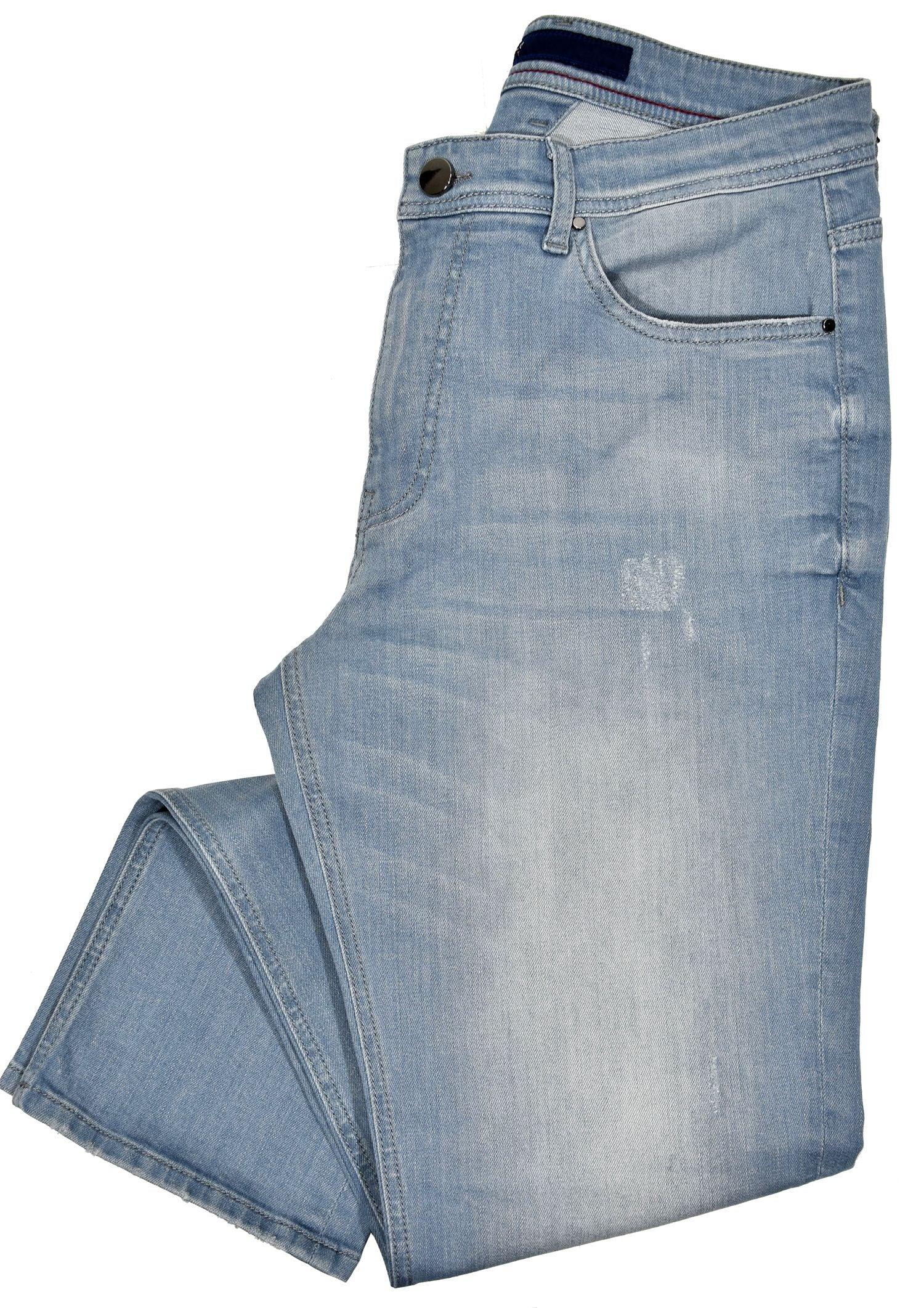 Marcello Washed Comfort Denim Lightweight and soft denim with stretch. Washed for a distressed worn effect. Slight fabric distressing in a few spots add to the worn effect. Classic fit with a slightly tapered leg for an updated look. Medium rise. Enhanced stitching and fashion lining. All 33 length.