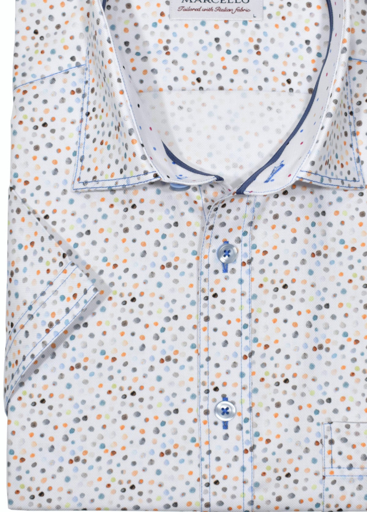 Rich colors thinly outlining a leaf type pattern on soft, royal oxford fabric to create a sophisticated short sleeve style.  The pattern exudes fashion while remaining traditional.  Details include matched trim fabric, double track contrast stitching and a buttoned chest pocket.  Classic shaped fit.