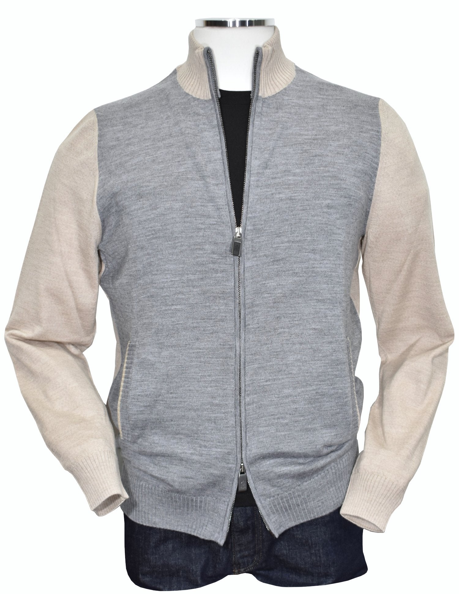 Upgrade your wardrobe with Marcello's 915 Amalfi Collection 2 way zip cardigan. Designed by our Unica Milano team, this Italian-made full zip cardigan is made from a luxurious merino wool blend that is lightweight, soft, and sophisticated. The engineered model features a contrast effect for a touch of timeless style. Elevate your fashion game with this classic piece.