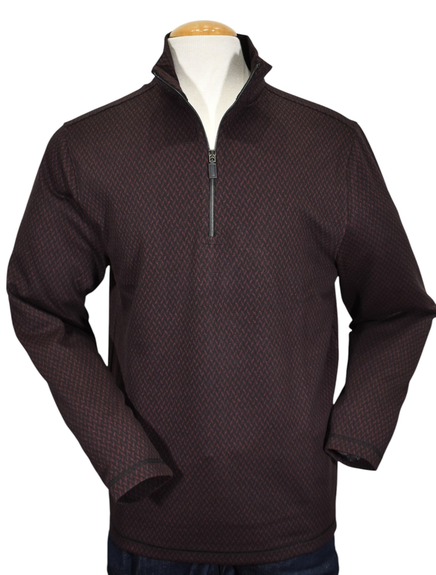 Experience the luxurious blend of soft cotton and viscose in our Marcello Monaco Wine Diamond Quarter Zip. 