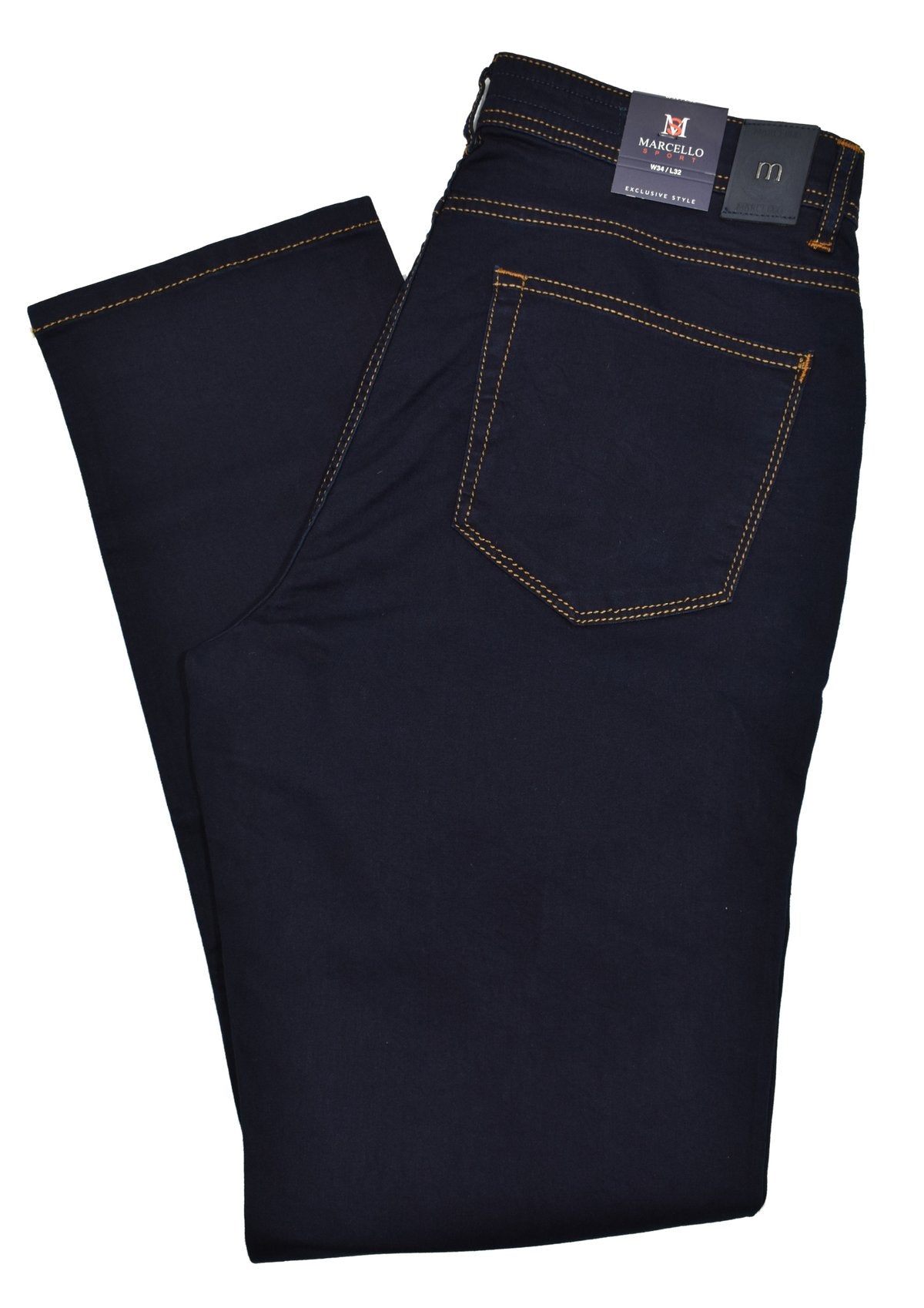 Stay comfortable and stylish with the LP10 Marcello Feather Weight Stretch Jeans. The lightweight design combined with stretch fabric makes them ideal for natural movements. The medium rise and classic fit are updated with a tapered leg, perfect for contemporary looks. Choose from Black, Denim and Navy, in sizes 30-35 (32 length) or 36-44 (33 length).