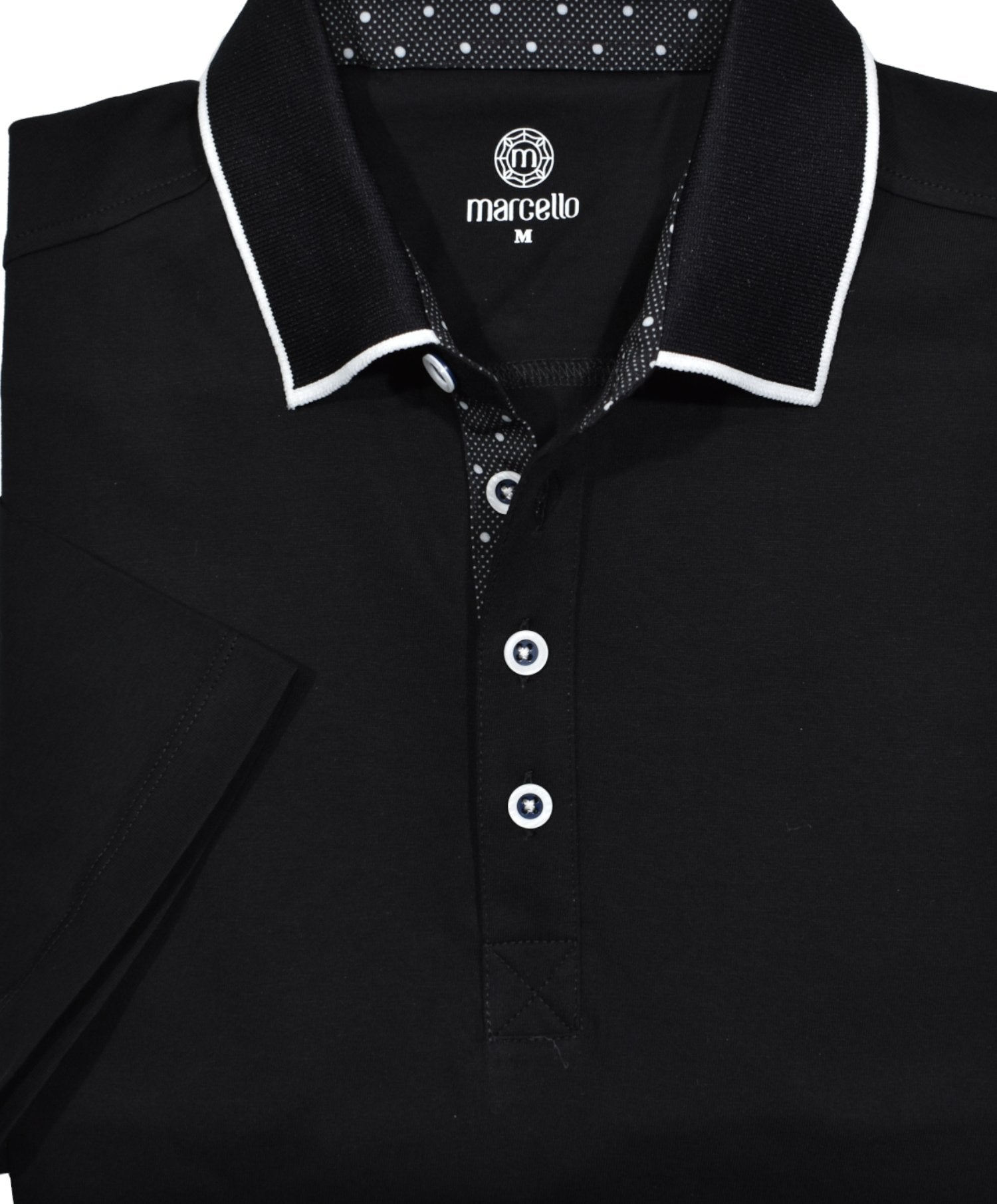 The soft cotton with a touch of lycra in a classic, yet rich polo model is sure to be an easy addition to any wardrobe. Black polo by Marcello.