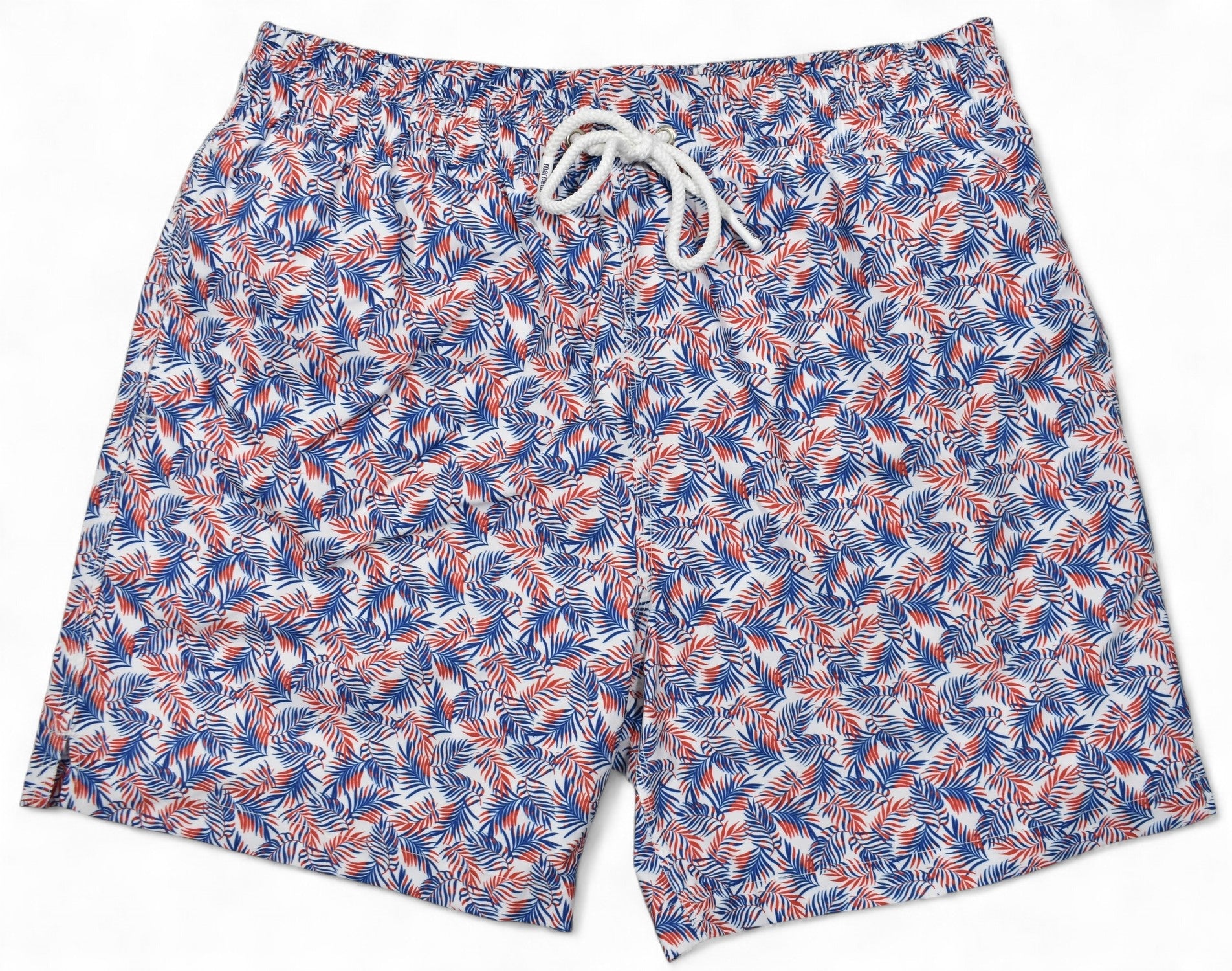 The perfect combination of swim and sport. Marcello swim short and tee shirt.