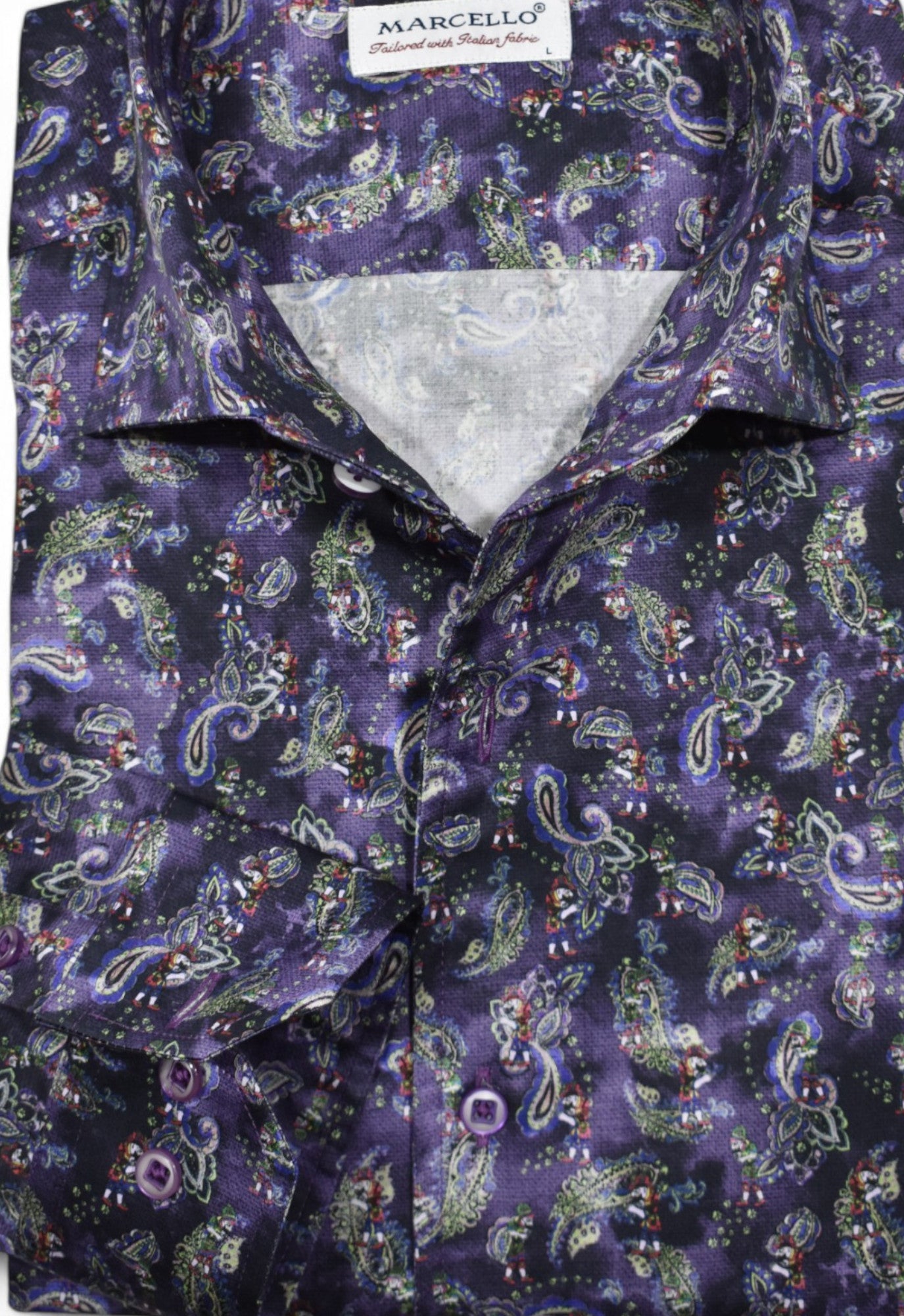 Feel confident and stylish in the Marcello Nebula Paisley Roll Collar. 