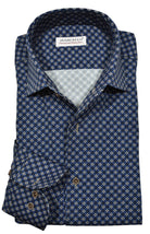 Indulge in the sophistication and elegance of the Marcello Hugo Medallion