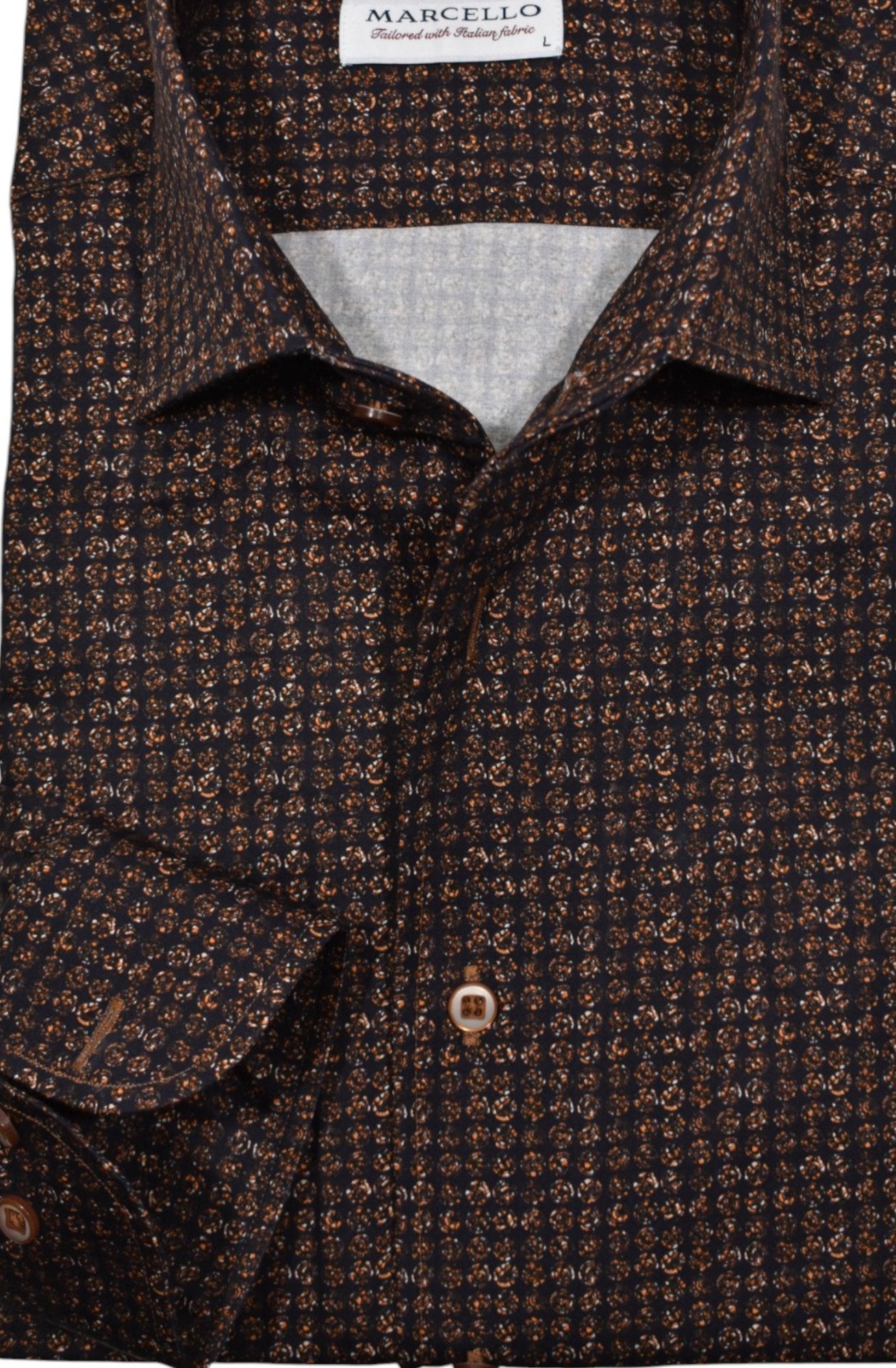 Elevate your traditional style with the Marcello Largo Rustic's luxurious blend of soft cotton sateen 