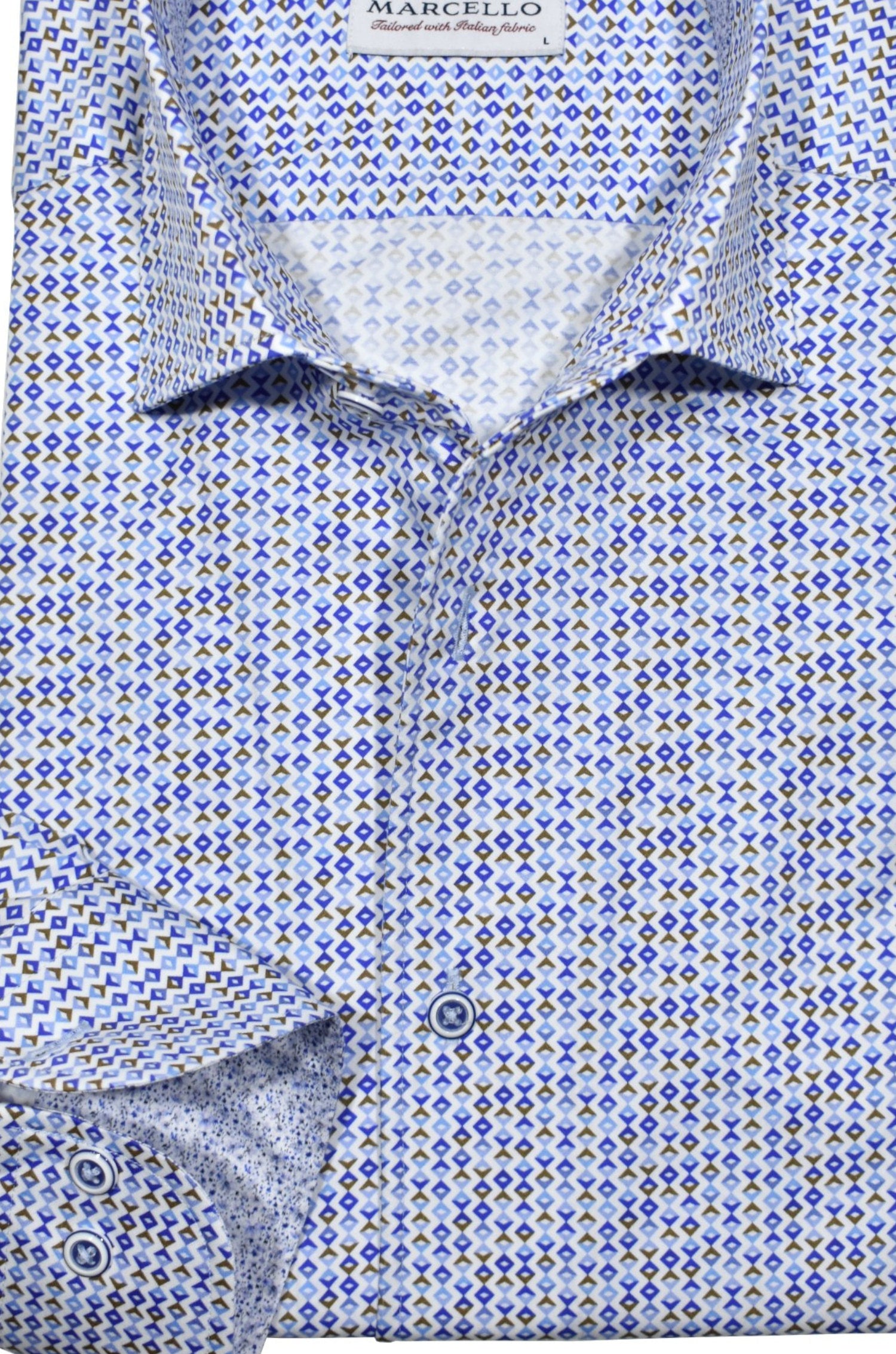 Elevate your style and comfort with the Marcello Ocean Diamond Roll Collar.