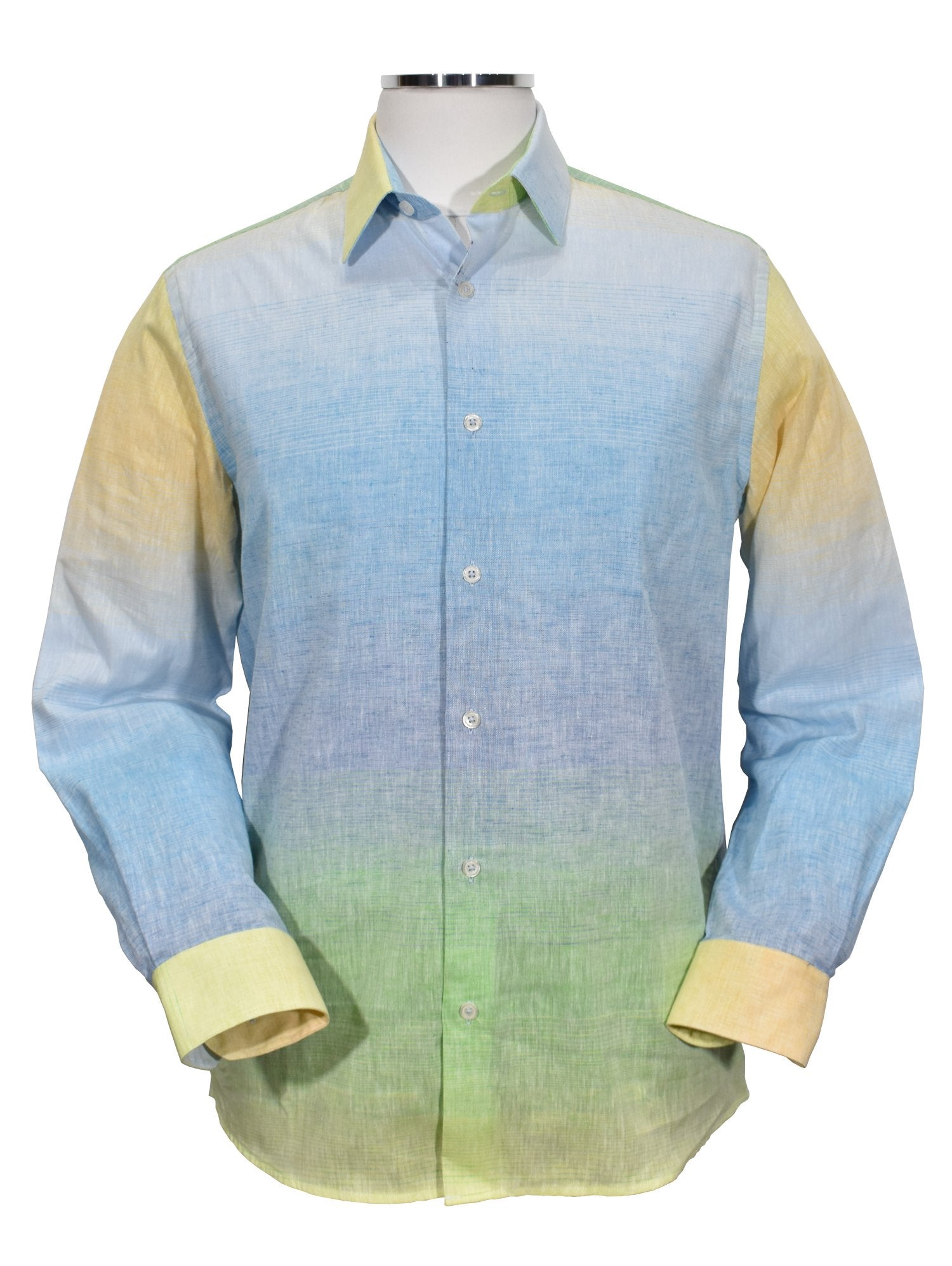 This light Spring Atlantic linen shirt is the perfect way to add a unique touch to any wardrobe! Its hombre effect mixes cool colors that you can easily style with any outfit. Keep cool and look great in ZA11068 Atlantic Linen Shade! by Marcello Sport