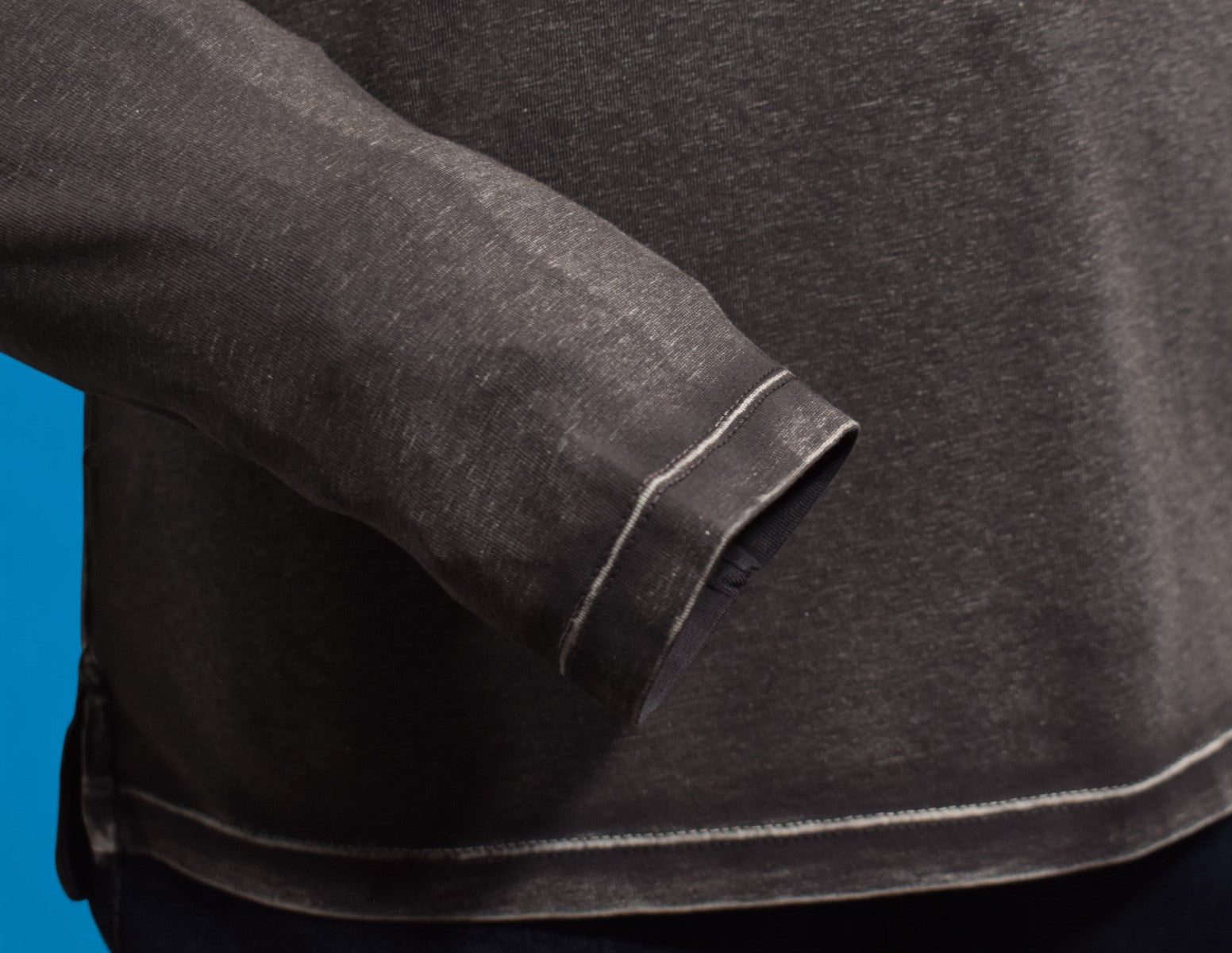 Experience the luxurious comfort of our Marcello Assaraf Diego Henley.