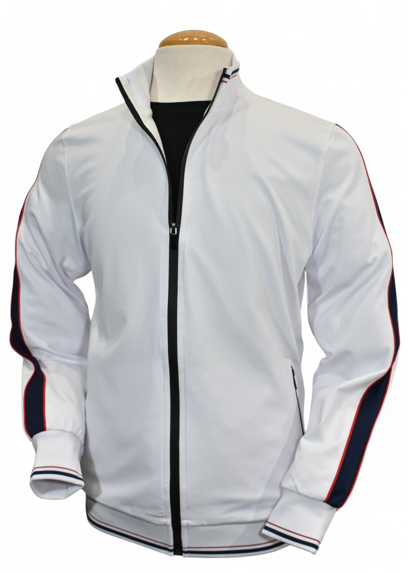 Experience effortless style with the Marcello Portofino White Leisure Set