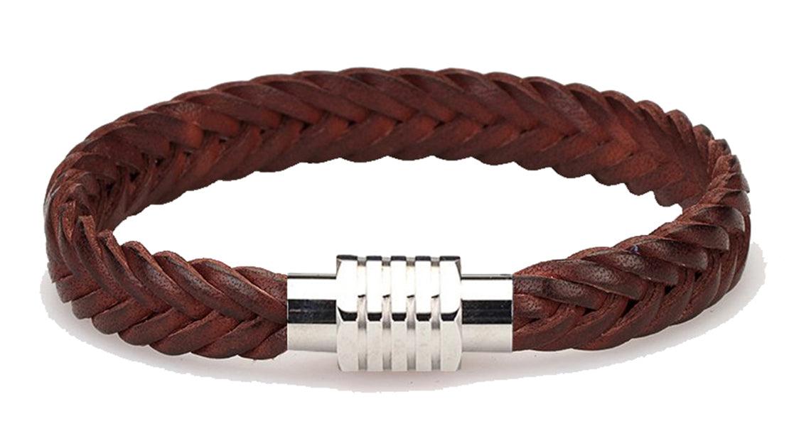 Fine braid on soft leather.  Classic brown coloration. Chrome magnetic closure. One size.