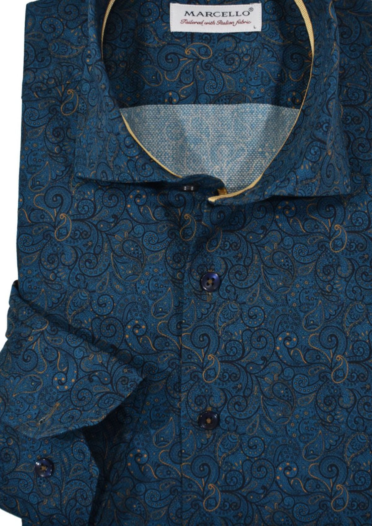 Sometimes you need to embrace a unique shirt boasting a rich color. The deep emerald color and finely intertwined paisley pattern is surely unique. The cool pattern looks great worn out with the sleeves rolled up.  The fabric is soft to the touch, consisting of luxe cotton and a sateen finish.