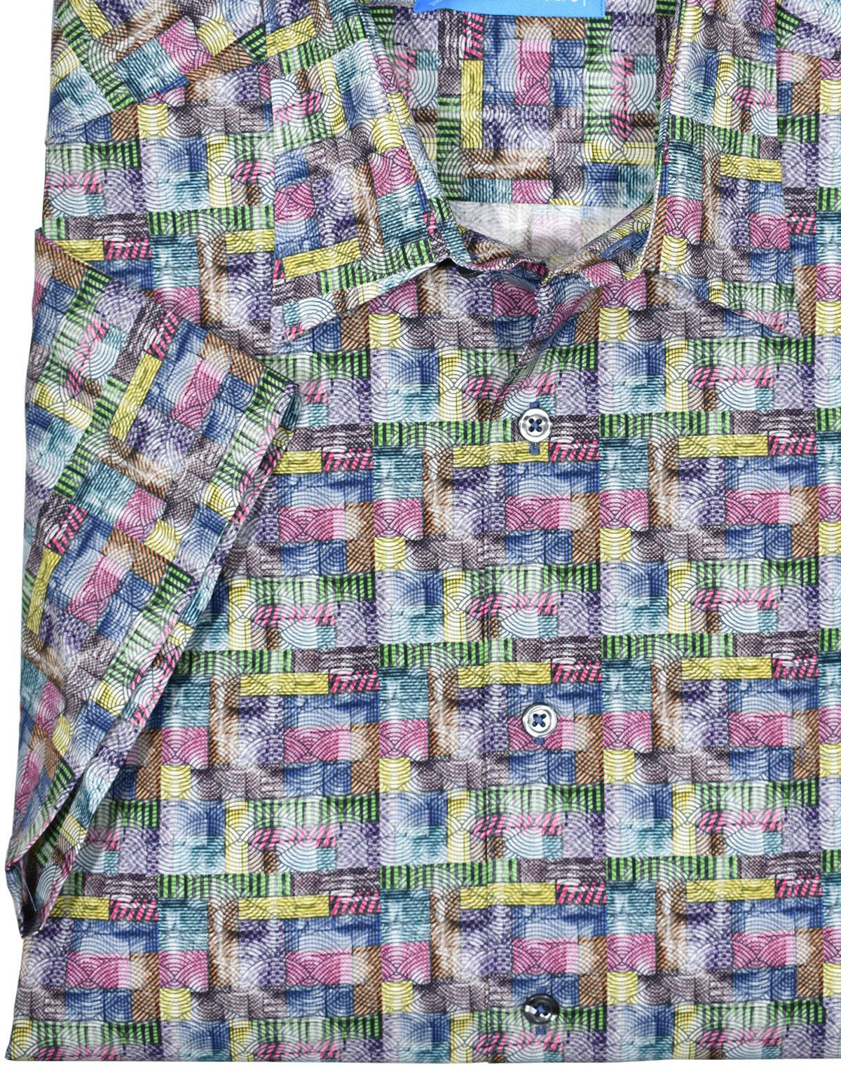 Relax in this tropical pattern! Pattern matched pocket, square bottom, short sleeve, exclusive cotton and classic full cut fit.  Justin Harvey Fractured Print  100% extra soft cotton. Perfectly matched left chest pocket. Soft coloration. Perfectly matched custom buttons. Square bottom with side slits.